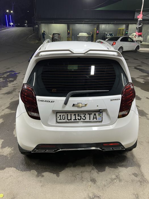 Spark продаётся