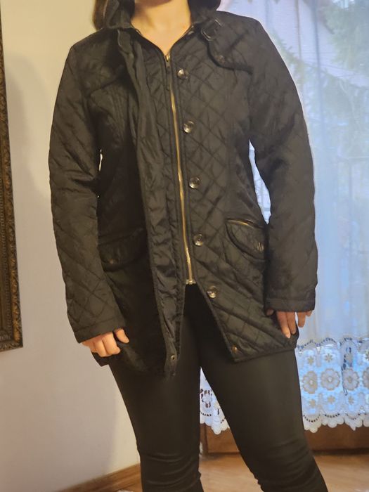 Vand geaca neagra groasa