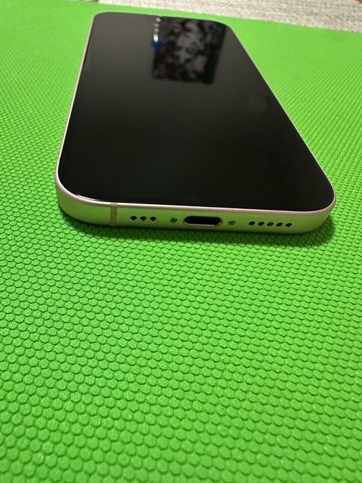 iPhone 15 pink Отлично състояние