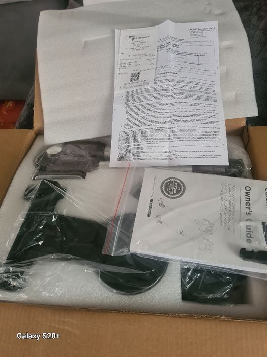 Нова безкабелна прахосмукачка на половин цена