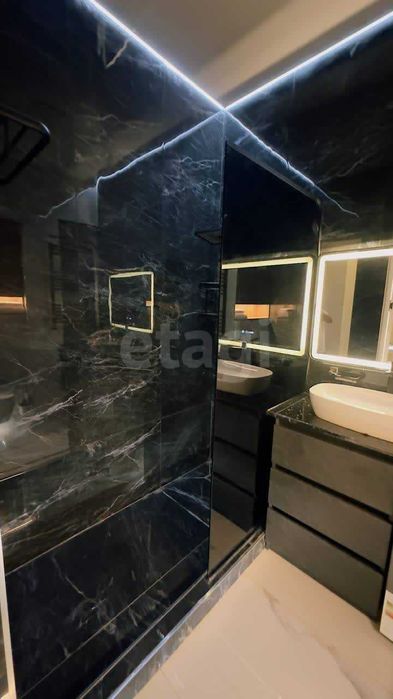 Продается в Центре новостройка ЖК Оксарой, рядом Паркентский. ID: 5К