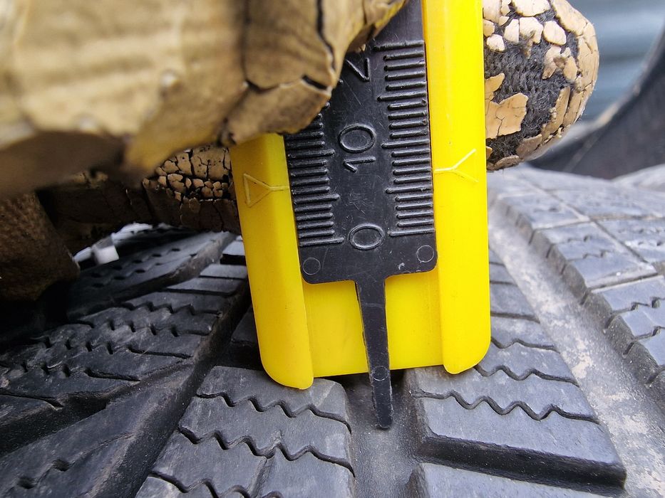 Anvelope 225/50R17 marca Hankook, DOT 2022,7 mm