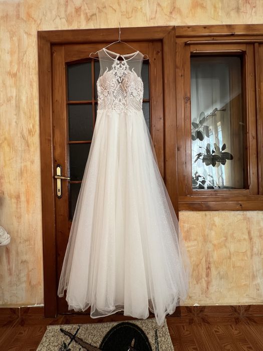 Vând rochie de mireasă superbă