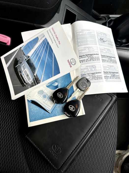 TOYOTA RAV4 2.2 Diesel D-4D 4x4 EXECUTIVE Propietar Stare Impecabila