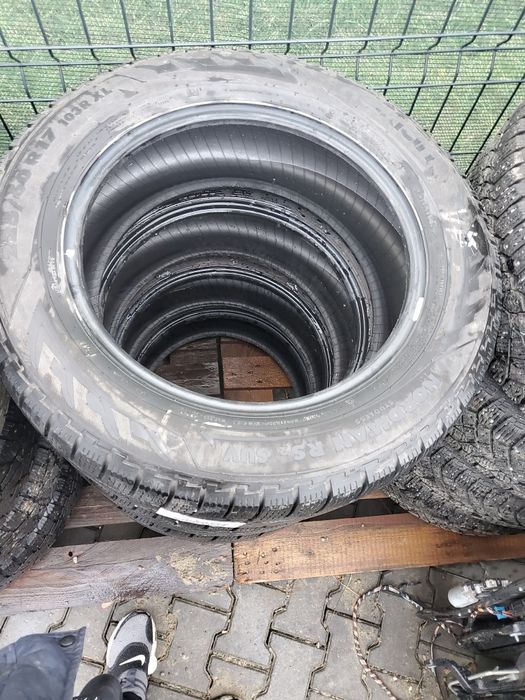 Anvelope cauciucuri de iarna 225/60/17 225 60 17 Nokian Nordman