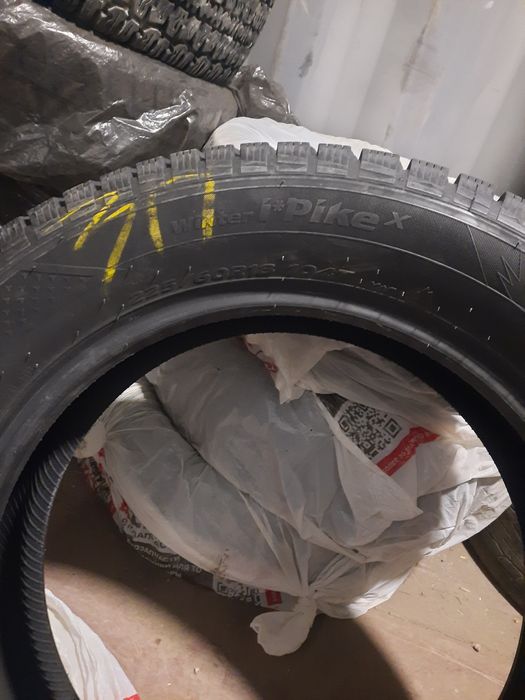 Шины б/у с шипами