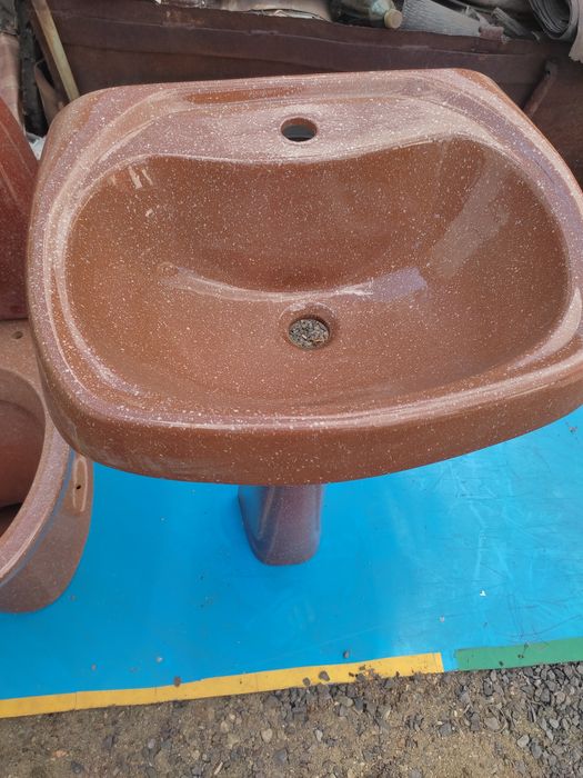 Тюльпан с ножкой новый в упаковке