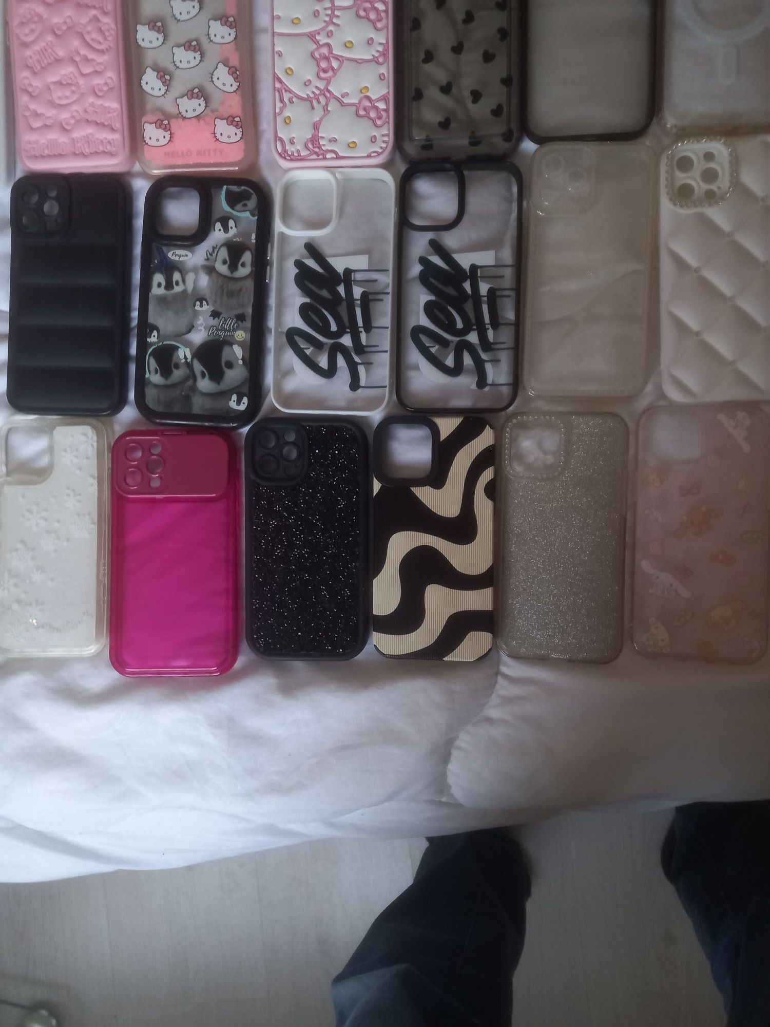 Лот кейсове за iPhone 12, 12Pro