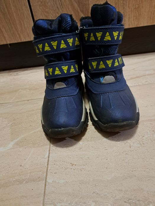 Детски ботушки  .