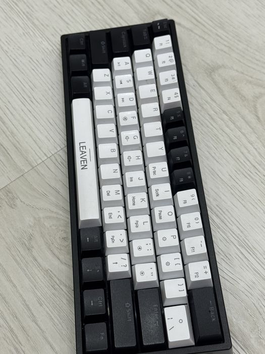 Проводная клавиатура