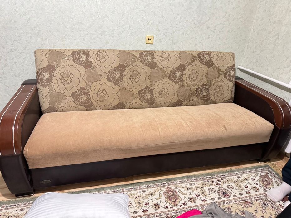 Продам диван б/у