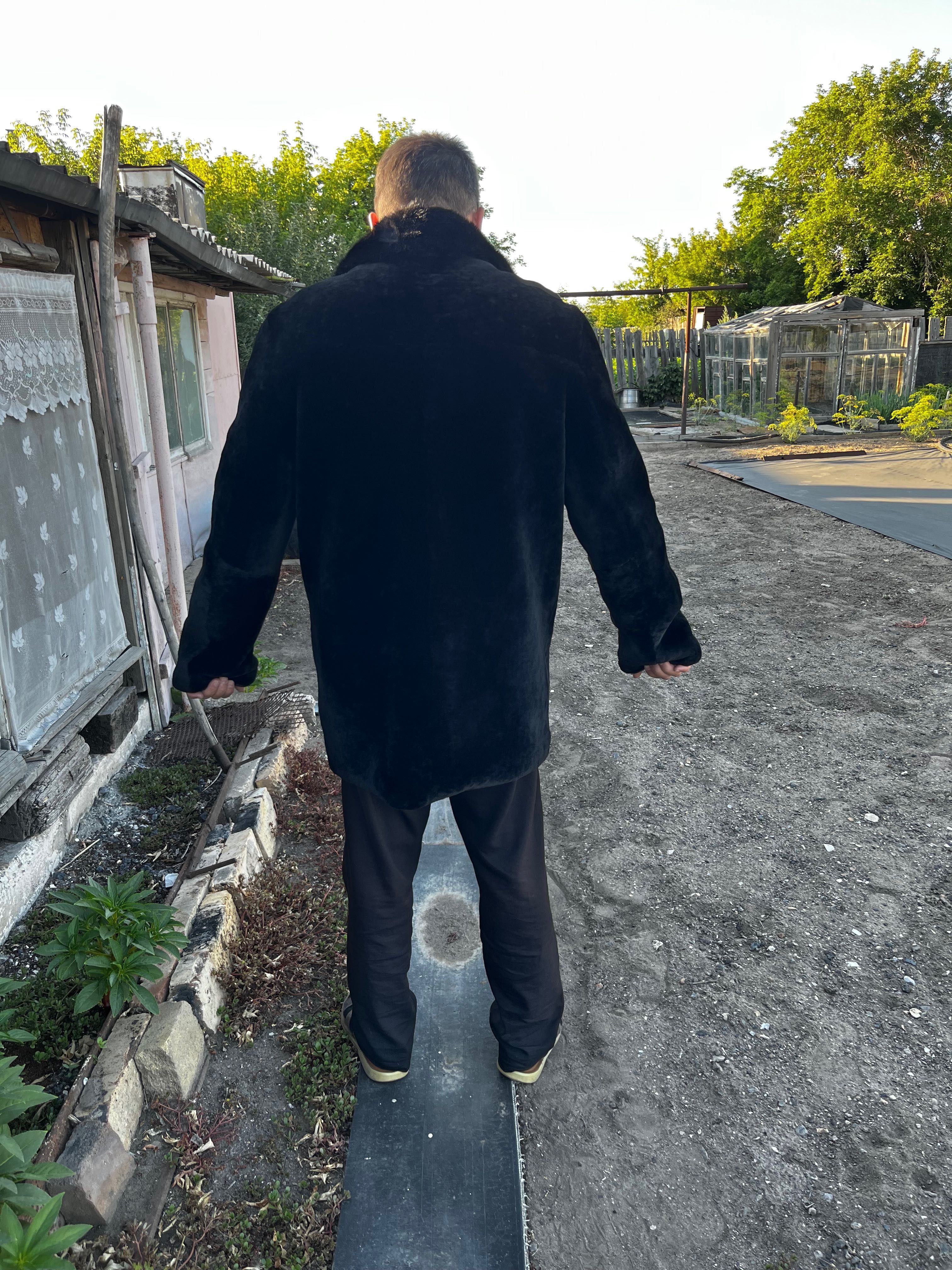 Продается шуба мутон