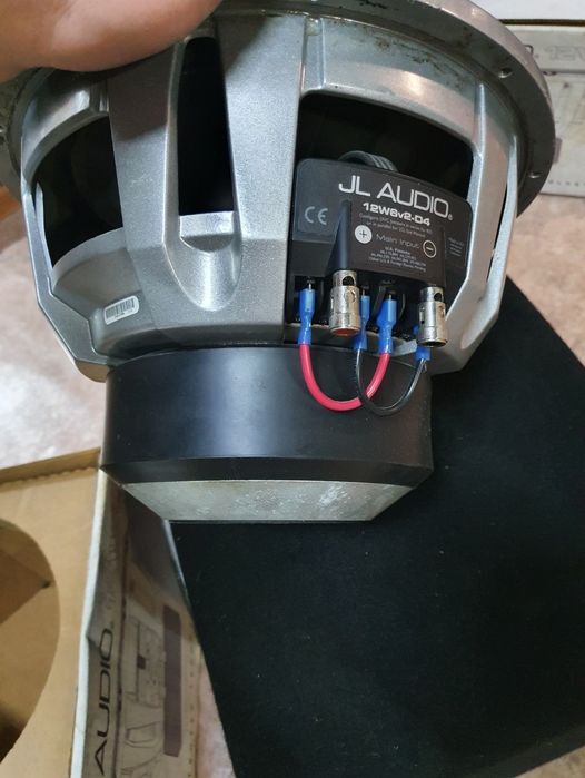 Саб jl audio 12w6
