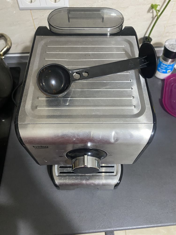 Espressor manual BEKO CEP5152B