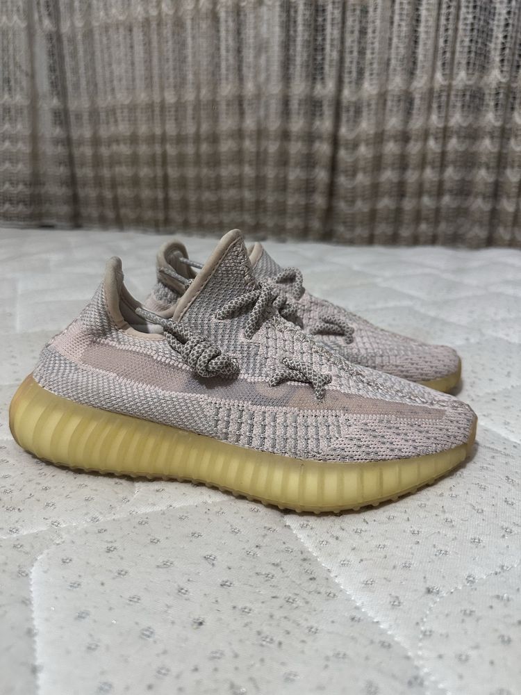 Adidas Yeezy Boost 350 V2 Synth дамски маратонки