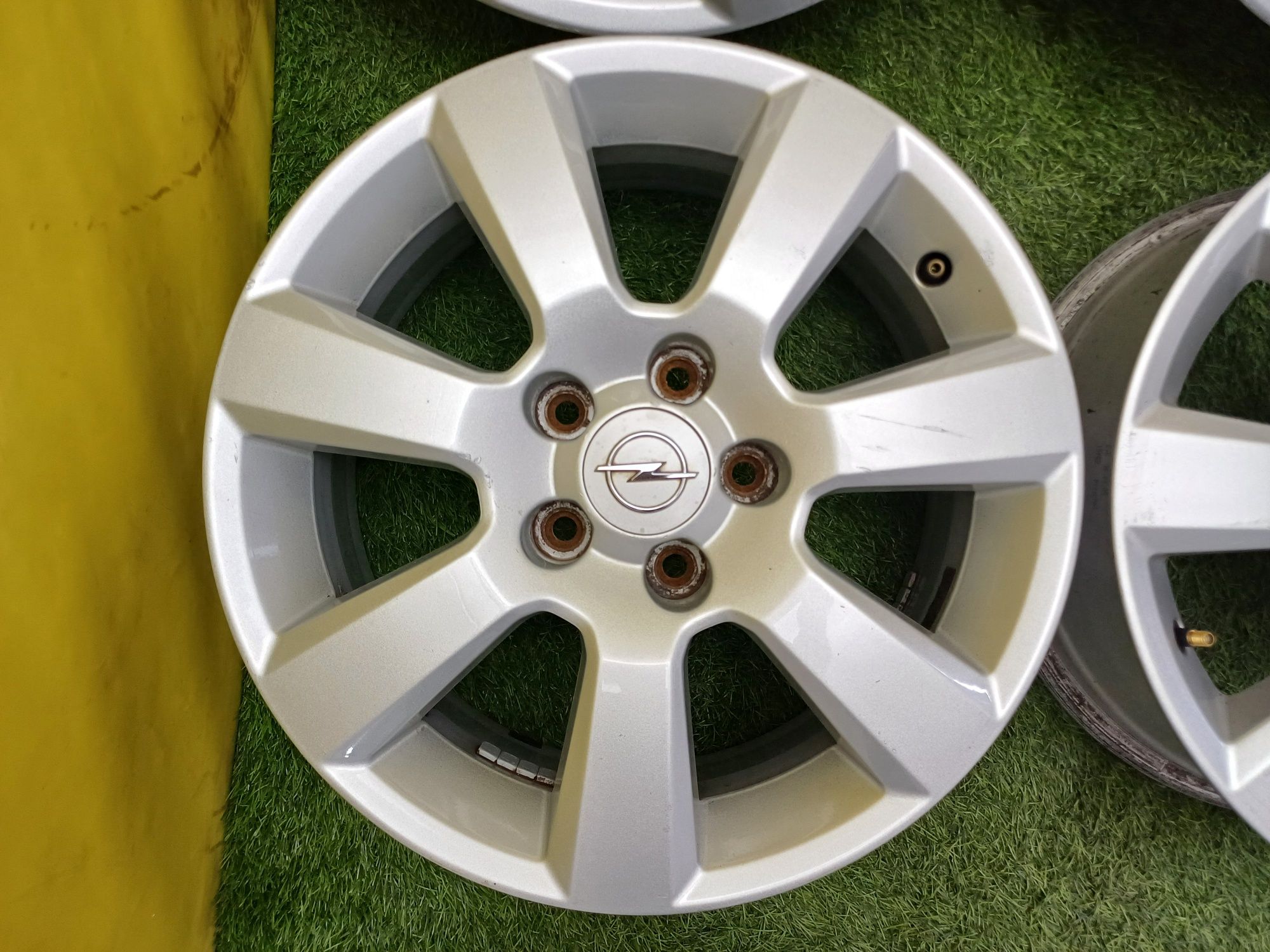 Диски R16 5×110 на Opel и другие.