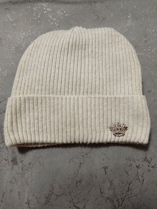 Белая шапочка новая