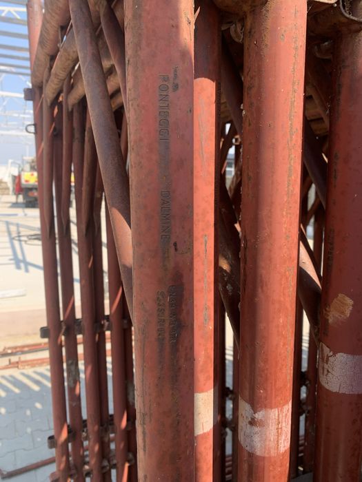 Vand 150 hasuri schela Dalmine , folosita o singua data