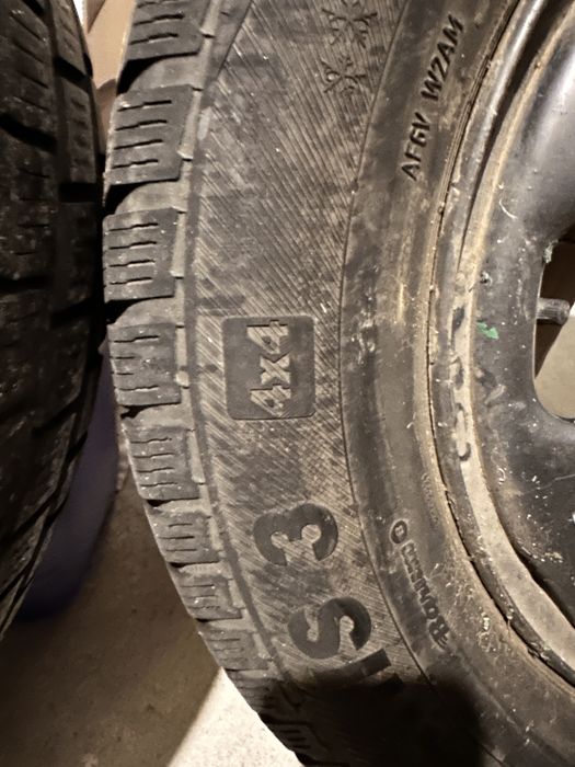 Cauciucuri Duster IARNĂ