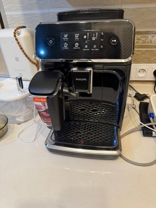 Продам кофемашину Philips Ep2231