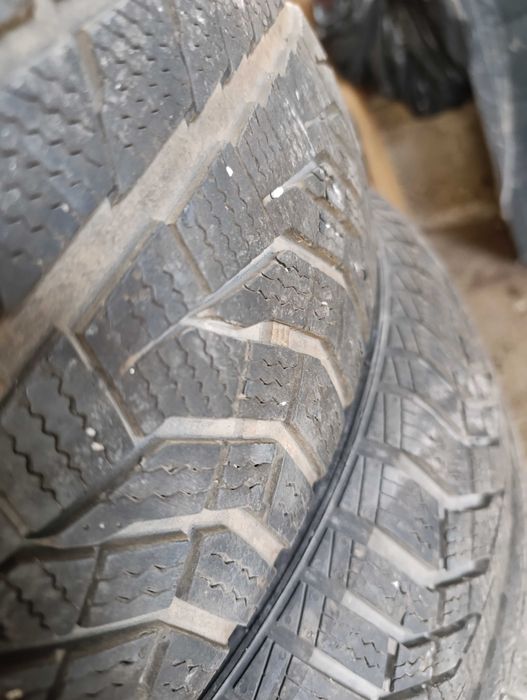 Зимни гуми sailing