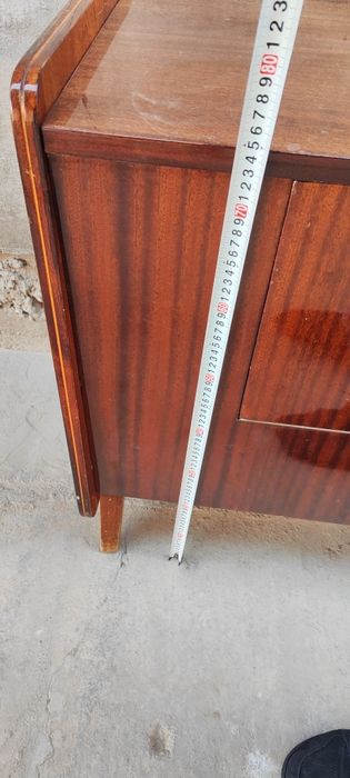 Столик не большой шкафчик