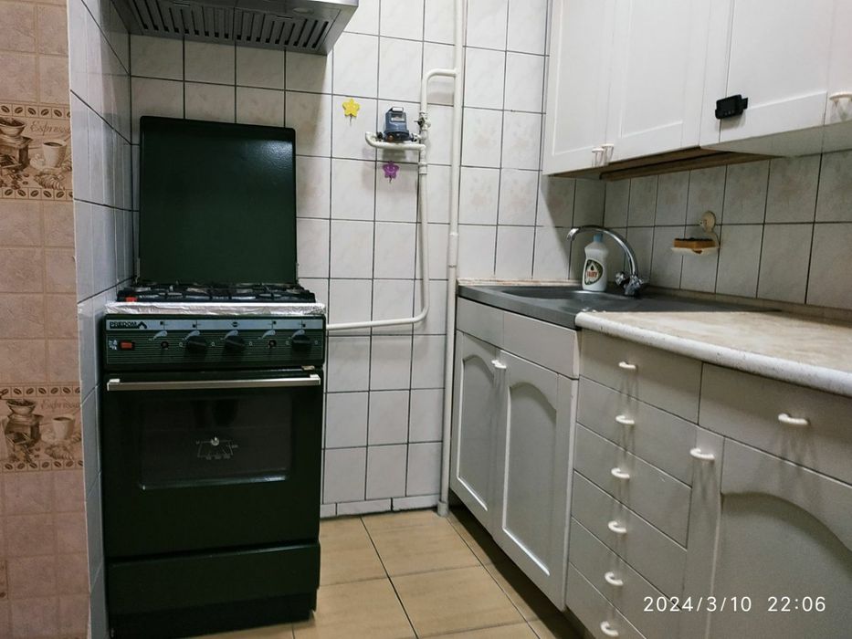 Аренда квартира сергели-7 1 хона 2 килинган 4 этаж 5 этажли дом