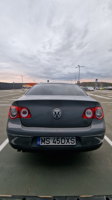 Passat B6 1.9 bkc  daca nu vi sigur sa o iei mai bine sa nu vi