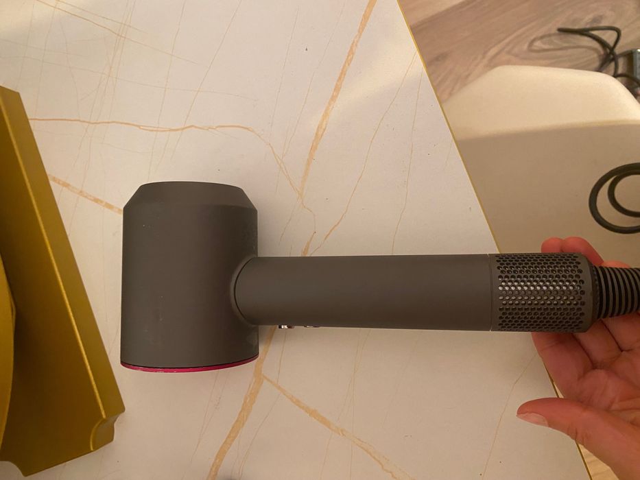 Uscator de par Dyson Supersonic