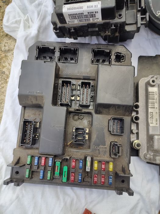 Vând calculator motor Peugeot 307SW