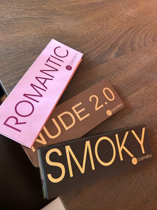 Set 3 palete de farduri pentru pleoape