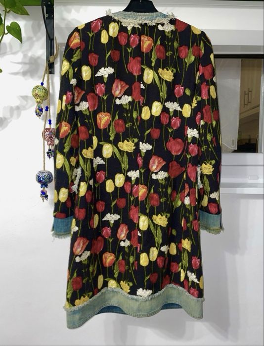 Geaca dolce gabbana de blugi lunga model floral