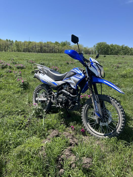 Мотоцикл эндуро 250 куб есть небольшой торг