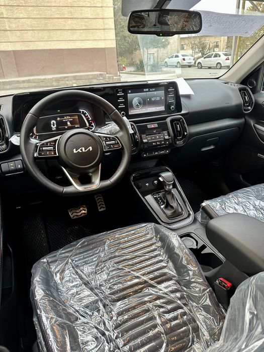 Kia Sonet 2025y Full pozitsiya Lyukli