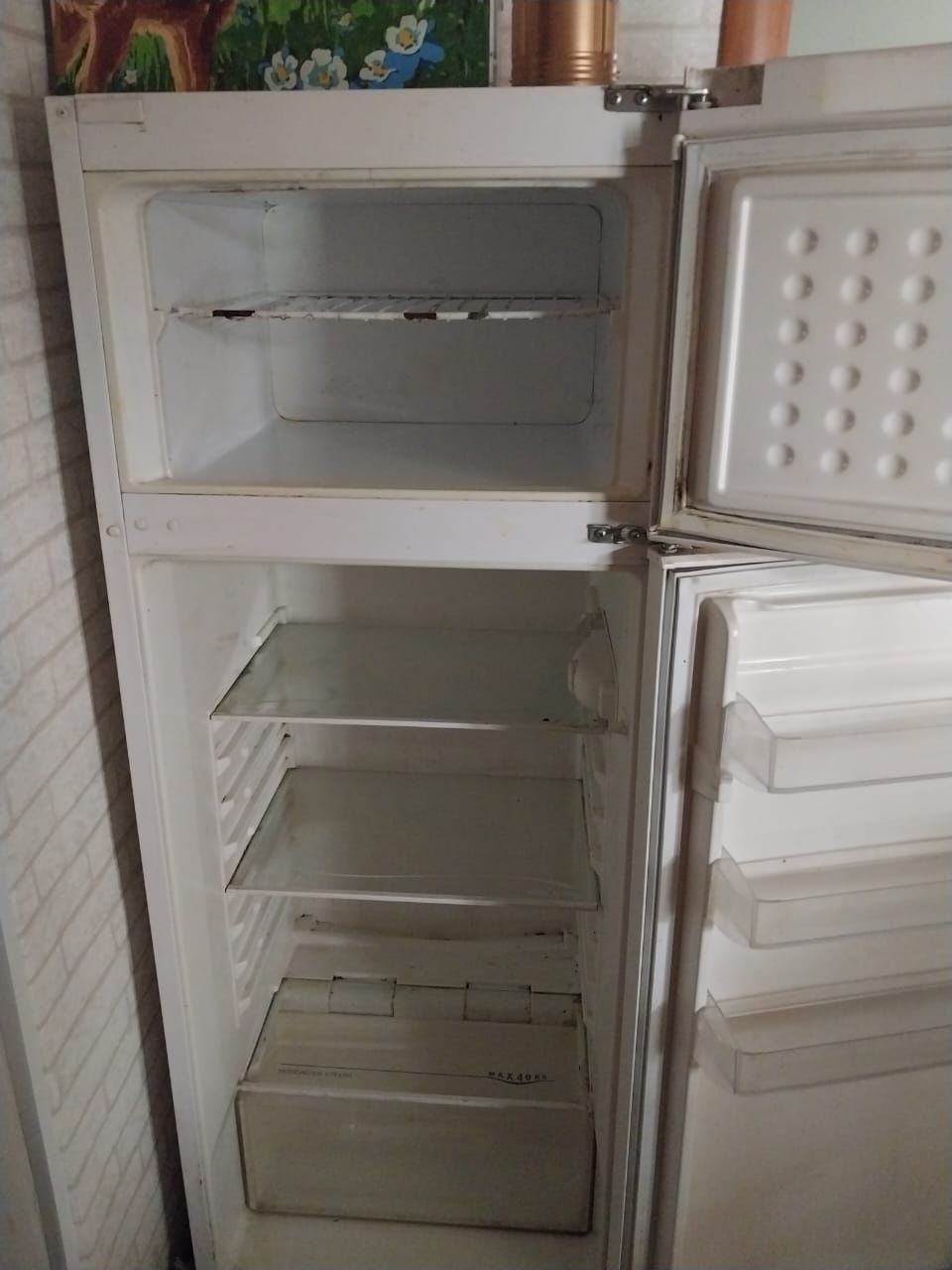 Продаю холодильник Vestel в рабочем состоянии