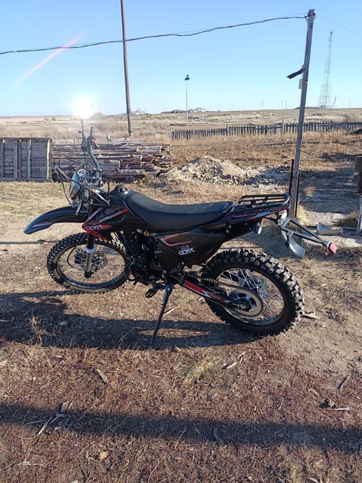 Продам мотоцикл тип эндуро