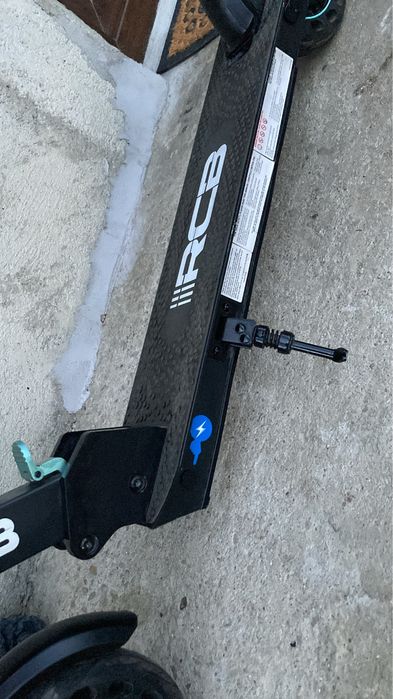 Trotineta electrica noua perfect functionala