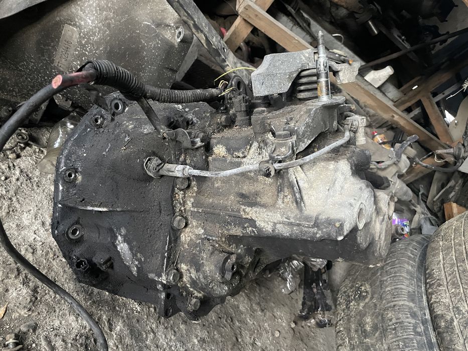 Cutie viteze RenaultMegane2/Scenic2/Laguna2GrandScenic 6 trepte 1.9dci