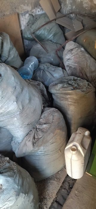 Продам уголь в мешках