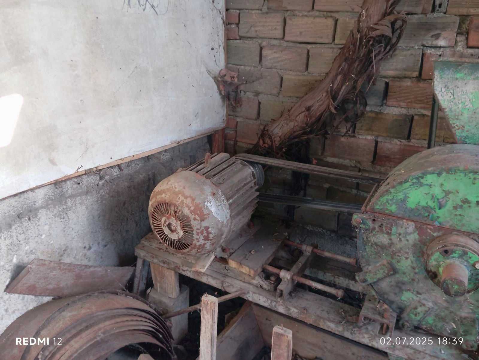 Фуражомелка 10KW двигател