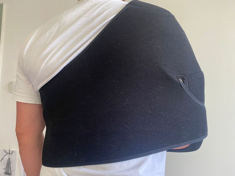 Vând orteza umăr ARMOR