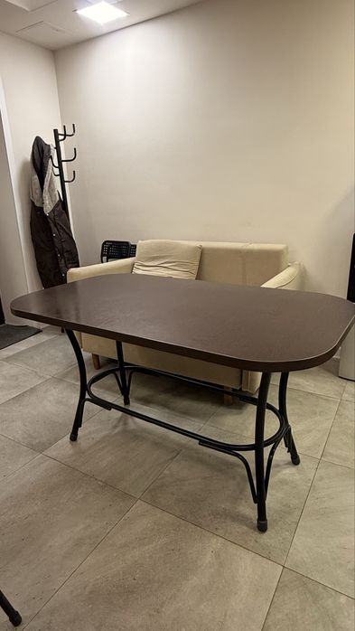 Продам два стола в хорошем состоянии