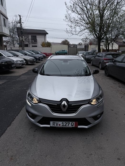 Renault Megane Grandtour Limite an 06/2020 117000 km