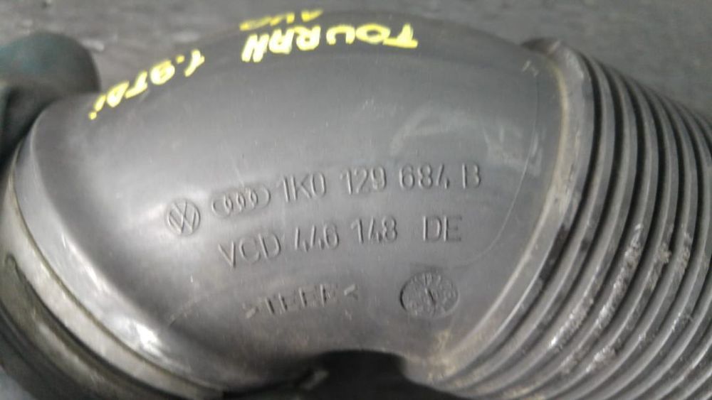 Furtun admisie vw touran 1t audi a3 8p seat altea skoda octavia 2 vw golf 5 1.9 tdi 1k0129684b