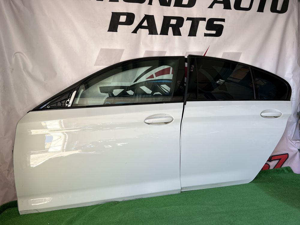 Bmw Seria 5 G30 Portiera Usi Usa Stanga Fata-Spate Completa