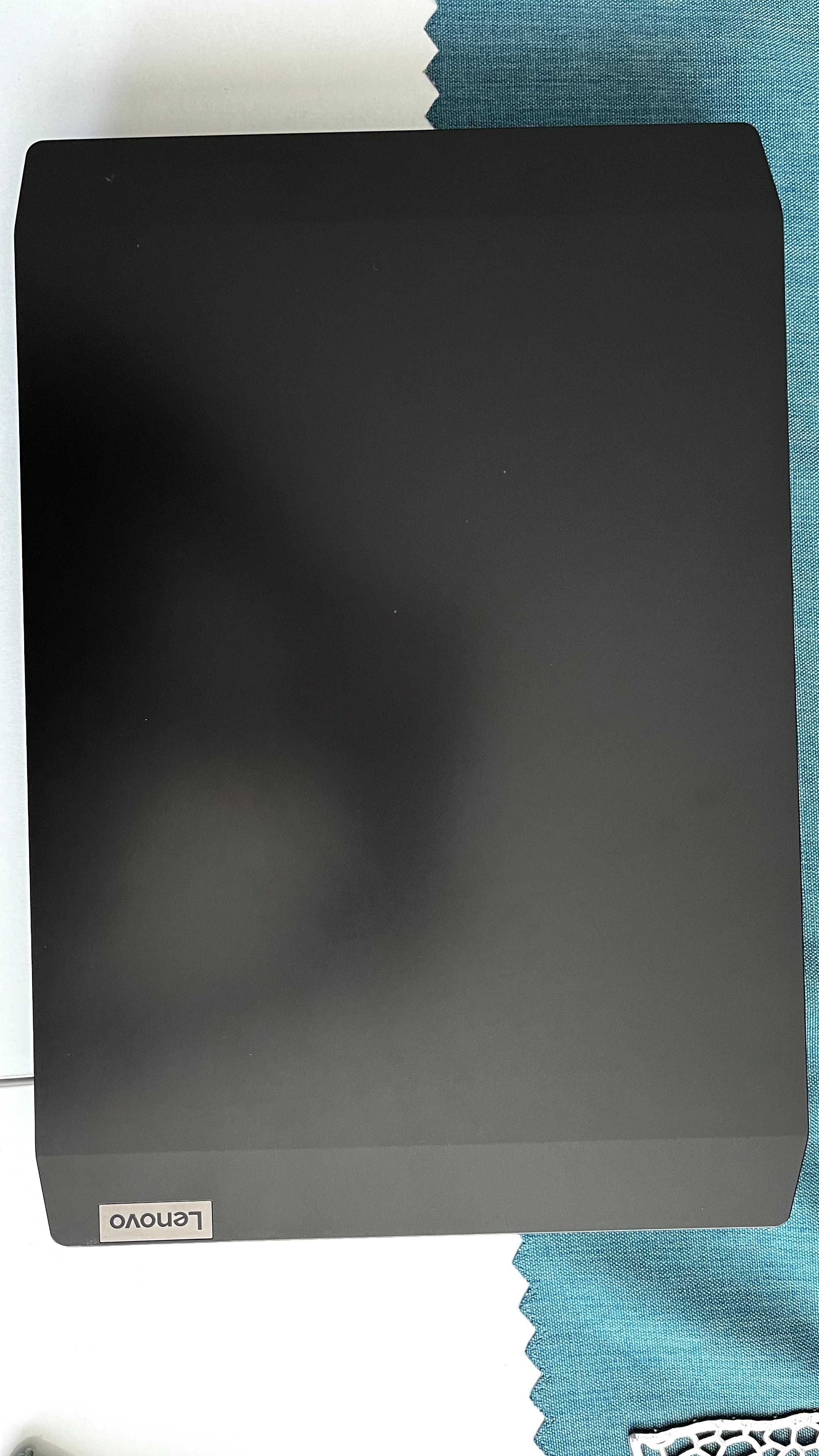 Lenovo IdeaPad Gaming 3 / 15.6" / 24 RAM / 1GB NVMe SSD
