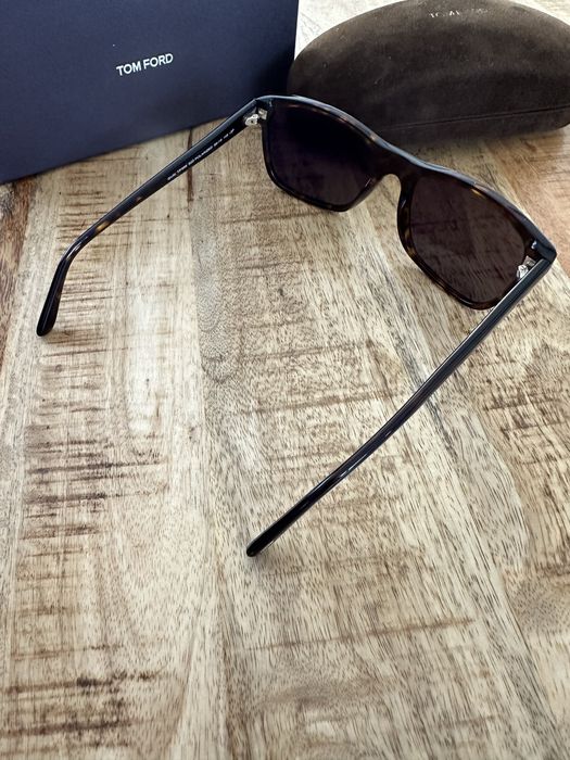 Ochelari de soare Tom Ford Giulio TF698 52 D polarizati