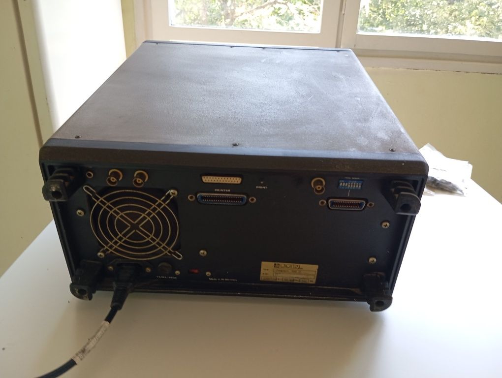 Цифров анализатор digital model compact 100