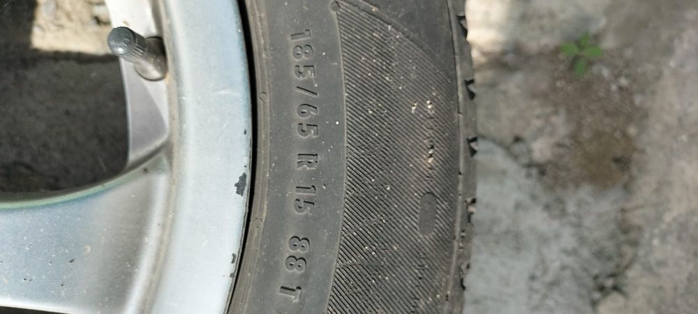 4 roți vară cu jante aliaj – Wiking 185/65 R15