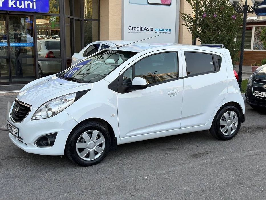 Spark ravon avtomat 2018yil 222000 km 8200u.e.